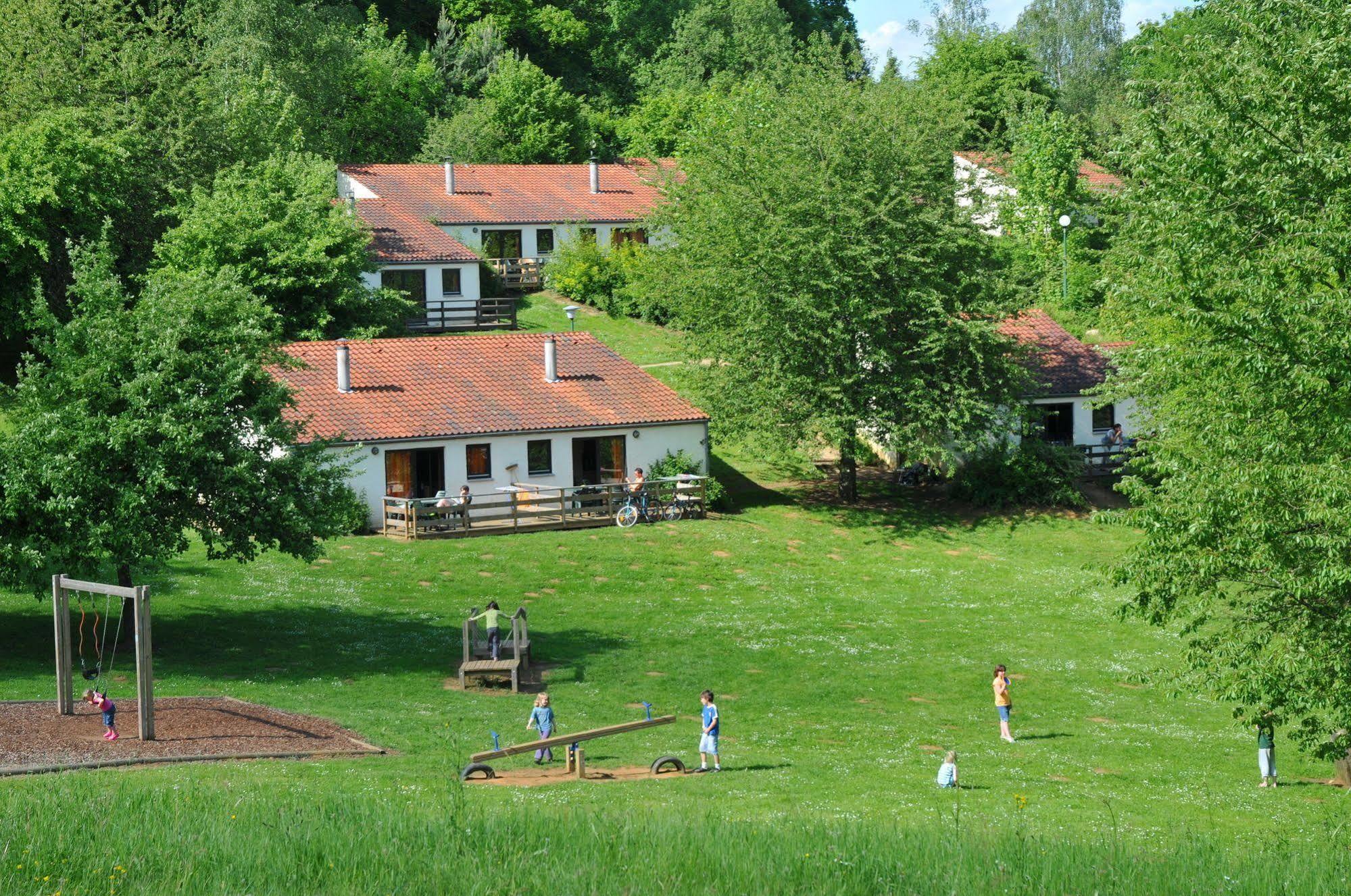 Vallee De Rabais Hotel วีร์ตง ภายนอก รูปภาพ